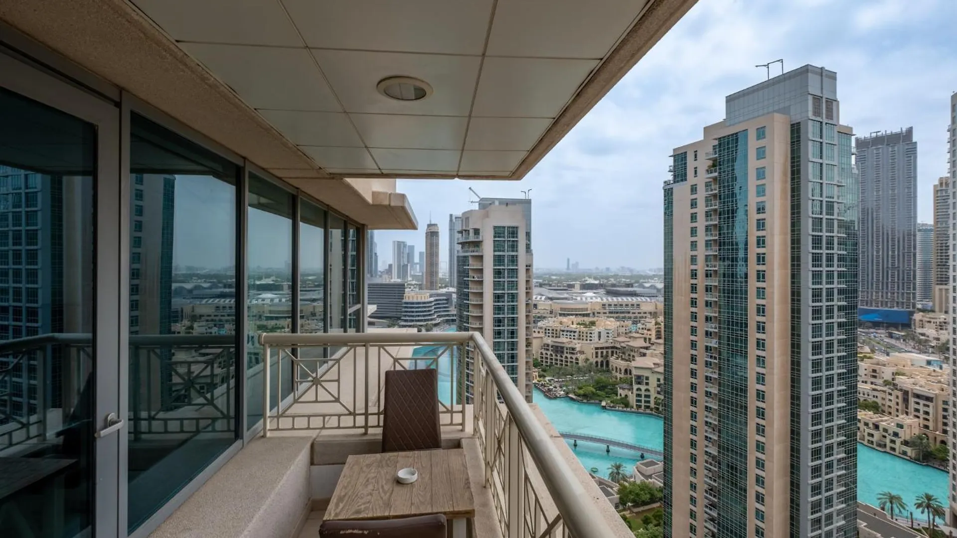 Bellavista - 1 Bedroom Apartment - 29 Boulevard Dubai