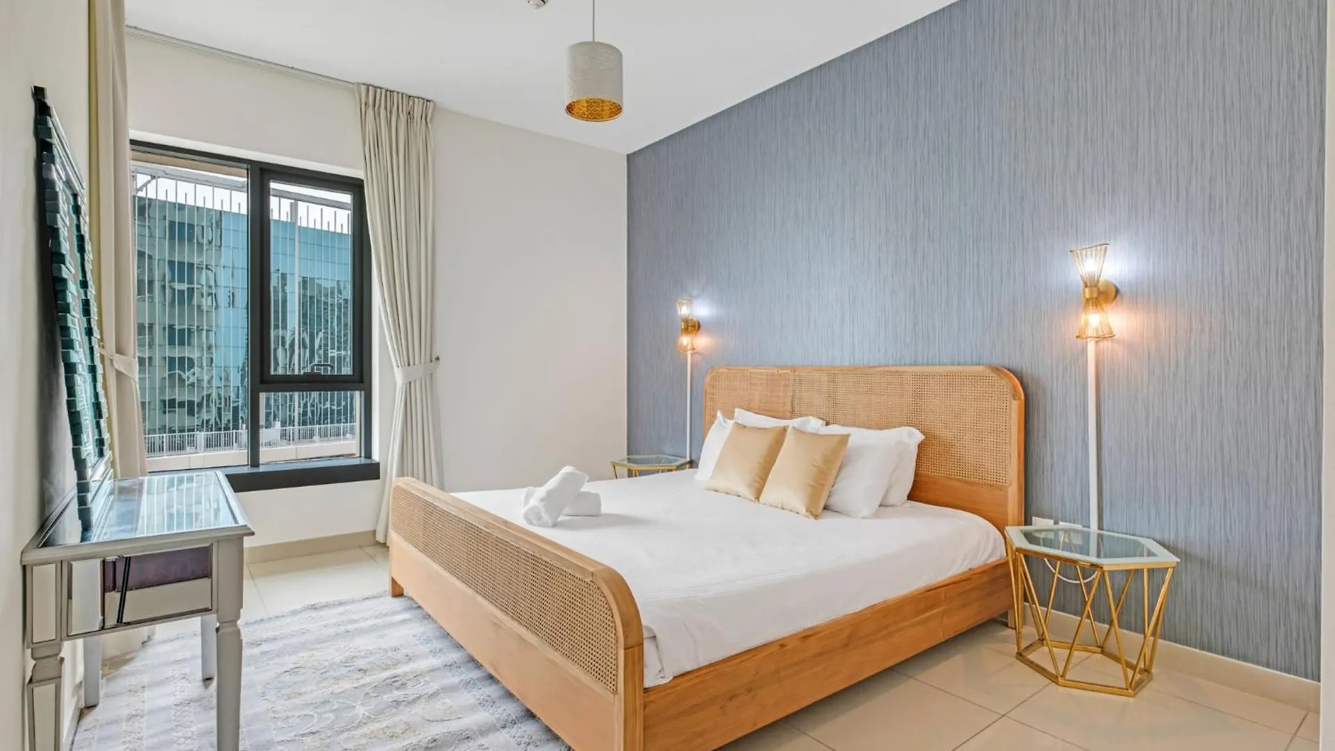 Bellavista - 1 Bedroom Apartment - 29 Boulevard Dubai